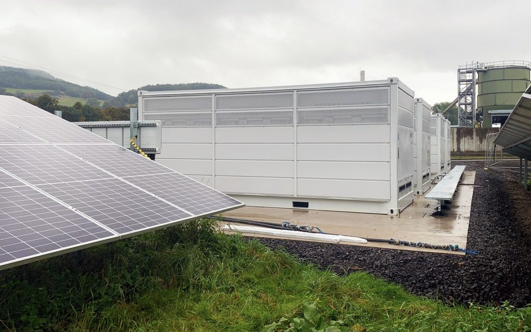 Invinity Wins Funding for First Phase of 40 MWh UK Solar + Storage Project